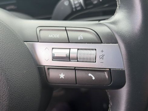 Used 2025 Hyundai Kona SEL FWD image 23
