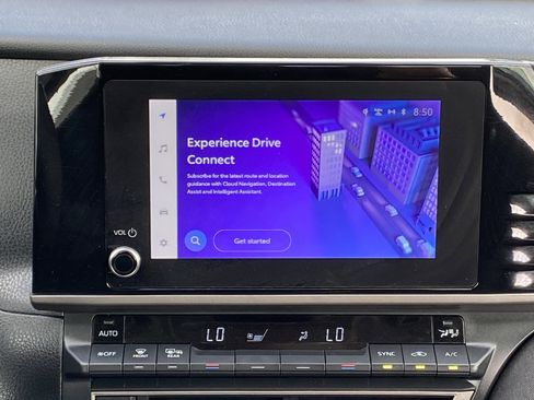 Certified 2025 Toyota Camry LE image 13