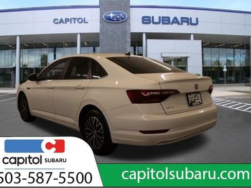 Used 2019 Volkswagen Jetta SEL w/ Cold Weather Package FWD image 6