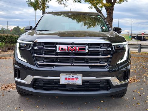 Used 2025 GMC Acadia Elevation image 5