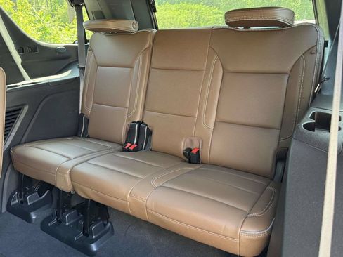 Used 2023 Chevrolet Tahoe High Country AWD/4WD image 24