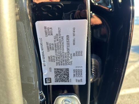 New 2026 GMC Canyon Denali w/ LPO, Denali Black Edition image 26