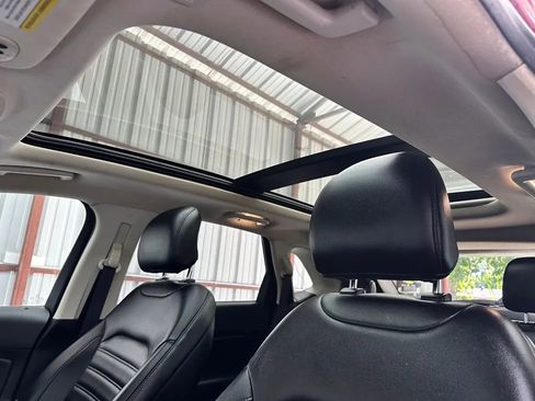 Used 2019 Ford Edge SEL w/ Equipment Group 201A image 22