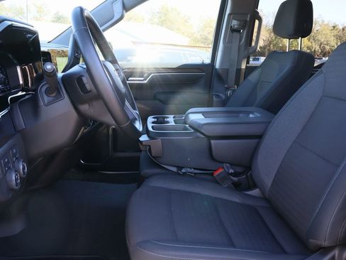 Used 2025 Chevrolet Silverado 1500 LT image 20