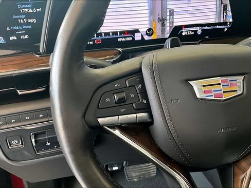 Certified 2024 Cadillac Escalade ESV Sport Platinum w/ Heavy-Duty Trailer Package AWD/4WD image 20