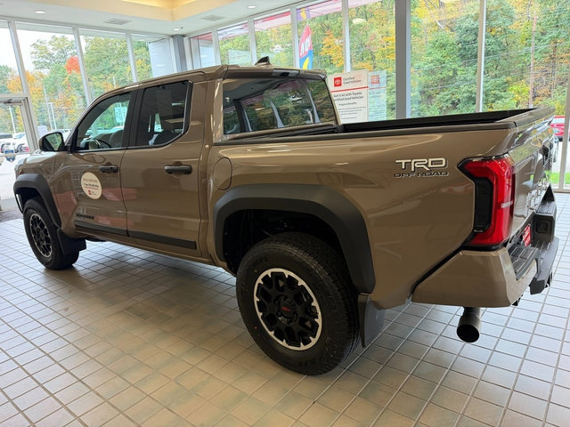 Certified 2026 Toyota Tacoma TRD Off-Road AWD/4WD image 8