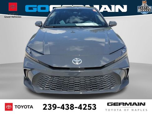 Used 2026 Toyota Camry SE w/ Convenience Package FWD image 2