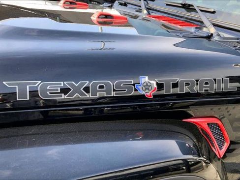 Certified 2022 Jeep Gladiator Sport image 10