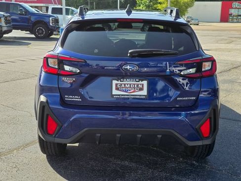 Used 2025 Subaru Crosstrek 2.5i Premium AWD/4WD image 10