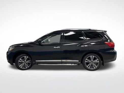 Used 2020 Nissan Pathfinder Platinum image 14