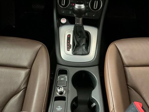 Used 2018 Audi Q3 2.0T Premium w/ Convenience Package FWD image 13