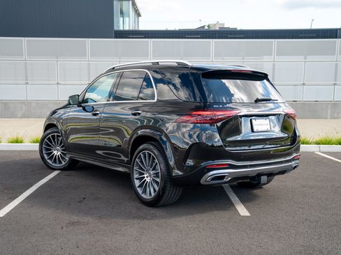 Used 2024 Mercedes-Benz GLE 450 4MATIC image 3