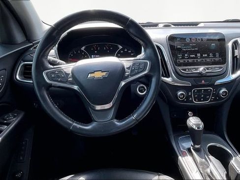 Used 2018 Chevrolet Equinox Premier image 8