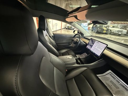 Used 2018 Tesla Model 3 Long Range image 21