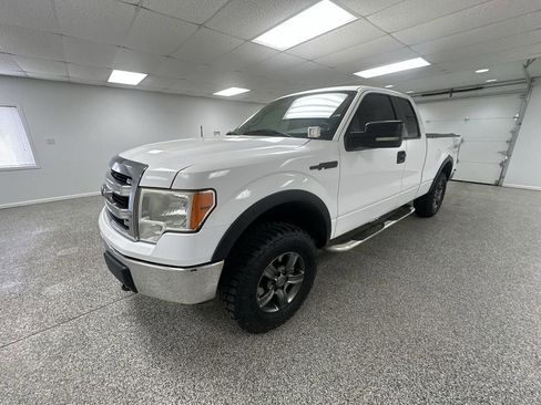 Used 2013 Ford F150 XLT w/ Mid Equipment Group AWD/4WD image 4