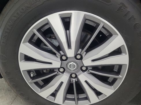 Used 2017 Nissan Pathfinder SL w/ SL Premium Package image 31