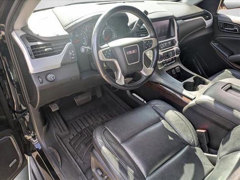 Used 2020 GMC Yukon SLE w/ Convenience Package image 10