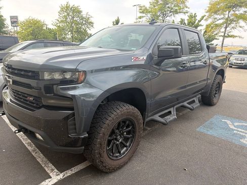 Used 2019 Chevrolet Silverado 1500 LT Trail Boss AWD/4WD image 2