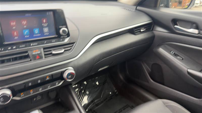 Used 2022 Nissan Altima 2.5 S FWD image 30