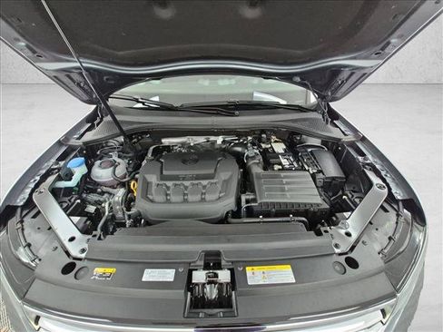 Used 2024 Volkswagen Tiguan Wolfsburg Edition FWD image 27