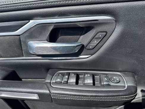 Used 2023 RAM 1500 Laramie AWD/4WD image 13