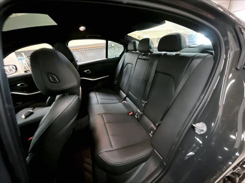 Used 2026 BMW 330i xDrive Sedan w/ M Sport Package AWD/4WD image 27