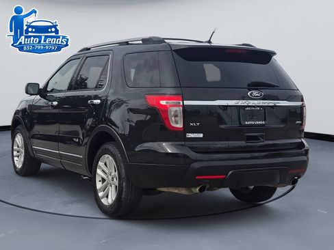 Used 2015 Ford Explorer XLT w/ Equipment Group 202B AWD/4WD image 6