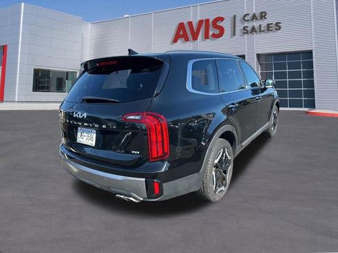 Used 2025 Kia Telluride S image 3