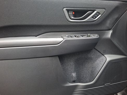 New 2026 Subaru Outback Limited image 9