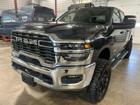 Certified 2026 RAM 2500 Big Horn AWD/4WD image 44
