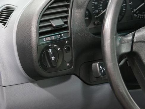 Used 1997 BMW 328i Sedan RWD image 24