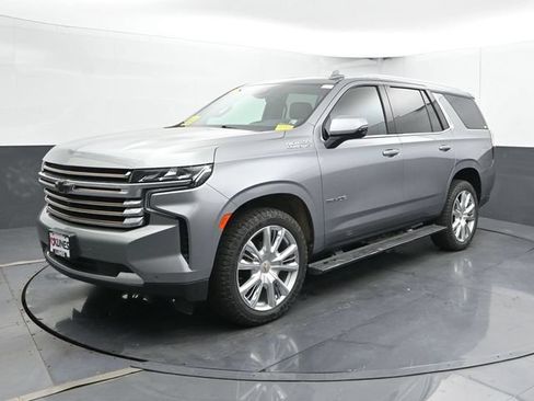 Used 2023 Chevrolet Tahoe High Country w/ Premium Package 2 AWD/4WD image 7