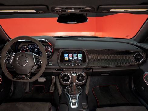 Used 2018 Chevrolet Camaro ZL1 RWD image 46