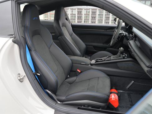 Certified 2024 Porsche 911 GT3 image 13