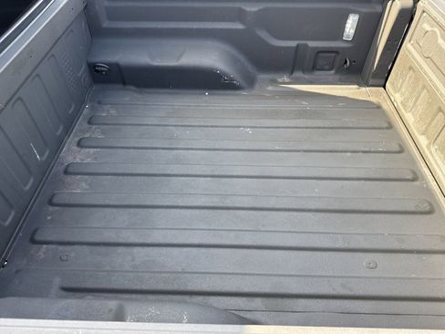 Used 2021 Jeep Gladiator Sport image 38