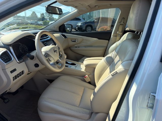 Used 2015 Nissan Murano Platinum w/ Platinum Technology Package AWD/4WD image 10
