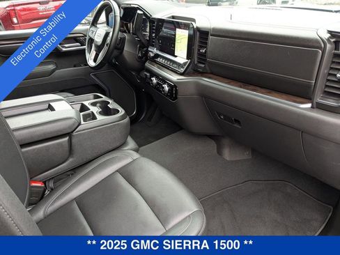 Used 2025 GMC Sierra 1500 SLT image 42