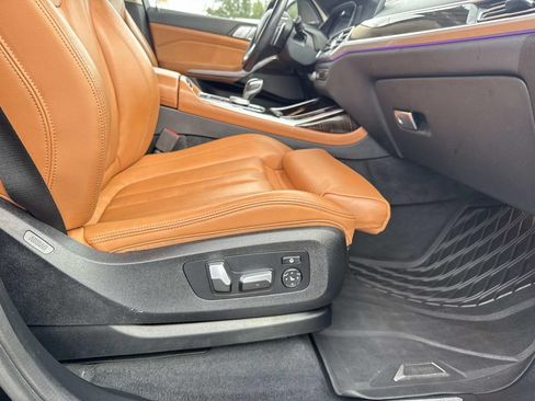 Used 2021 BMW X7 xDrive40i w/ Premium Package AWD/4WD image 15