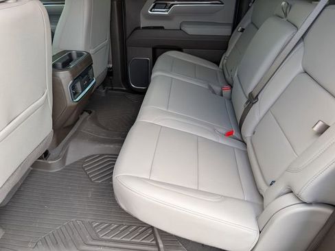 Used 2025 Chevrolet Silverado 1500 LTZ AWD/4WD image 27