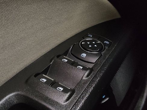 Used 2018 Ford Fusion S FWD image 27