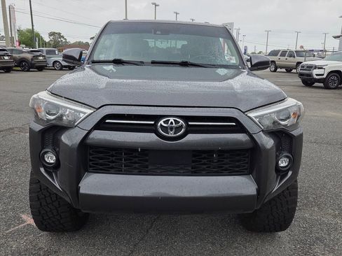 Used 2021 Toyota 4Runner SR5 AWD/4WD image 17