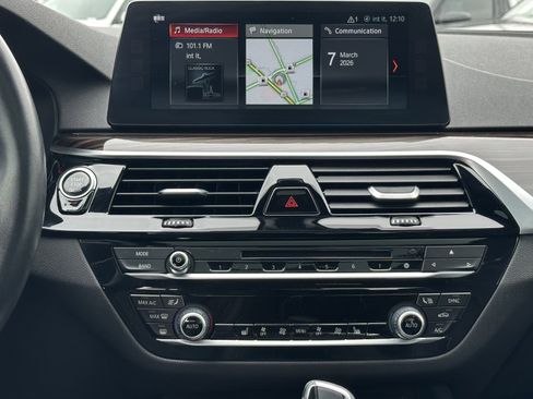 Used 2017 BMW 540i xDrive image 31