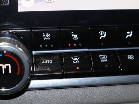 Used 2026 Chevrolet Colorado ZR2 w/ Technology Package image 5