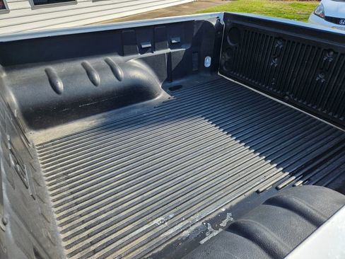 Used 2012 Chevrolet Colorado LT AWD/4WD image 19