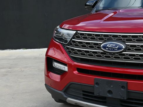 Used 2022 Ford Explorer King Ranch w/ Class IV Trailer Tow Package RWD image 12