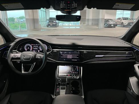 Used 2026 Audi Q7 3.0T Premium Plus w/ Premium Plus Package AWD/4WD image 39