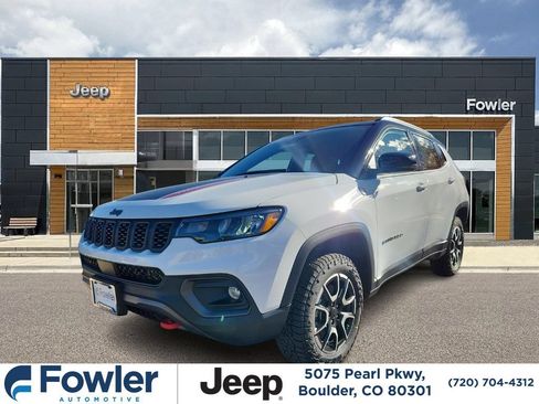 New 2026 Jeep Compass Trailhawk w/ Sun, Sound & Navigation Group AWD/4WD image 1