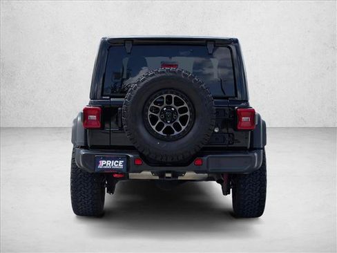 Used 2021 Jeep Wrangler Unlimited Rubicon w/ Xtreme Recon 35" Tire Package AWD/4WD image 6