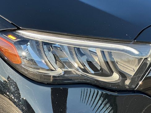 Used 2024 Mercedes-Benz E 350 4MATIC Sedan image 10