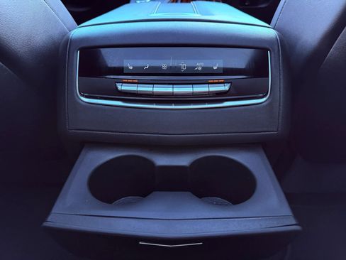 Used 2023 Cadillac Escalade ESV Premium Luxury image 54